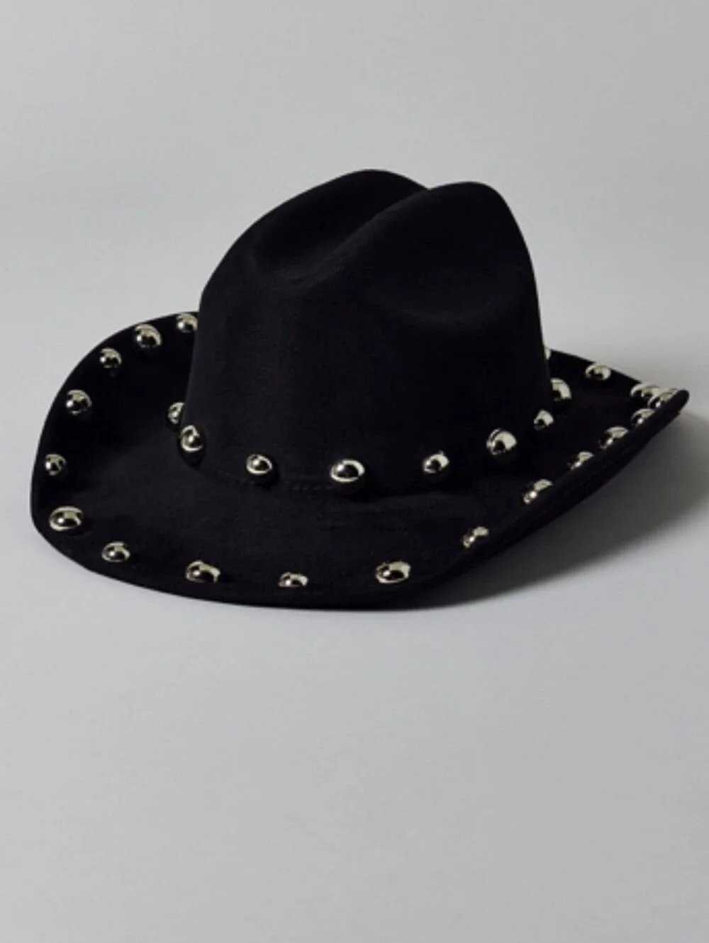 NWT Urban Outfitters Black Studded Faux Suede Women's Cowboy Hat